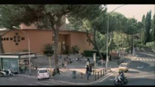 Piazza giochi - Trailer italiano