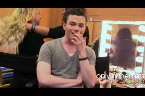 Clip 'sulla strada con Kurt' - Glee: The 3D Concert Movie