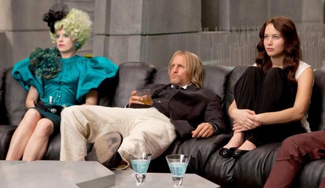 Katniss, Haymitch e Effie nella nuova foto da 'The Hunger Games'