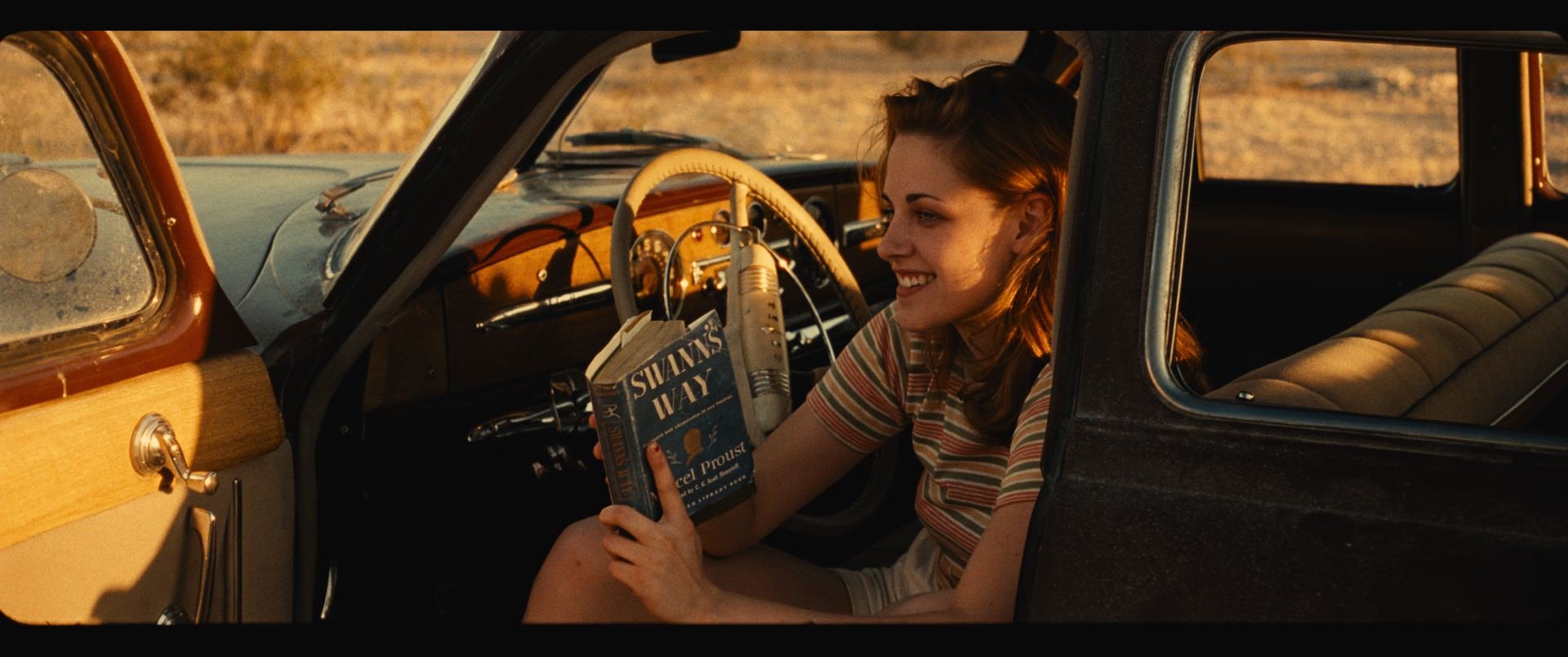Kristen Stewart nel film On the Road [credit: MK2; courtesy of Medusa Film]