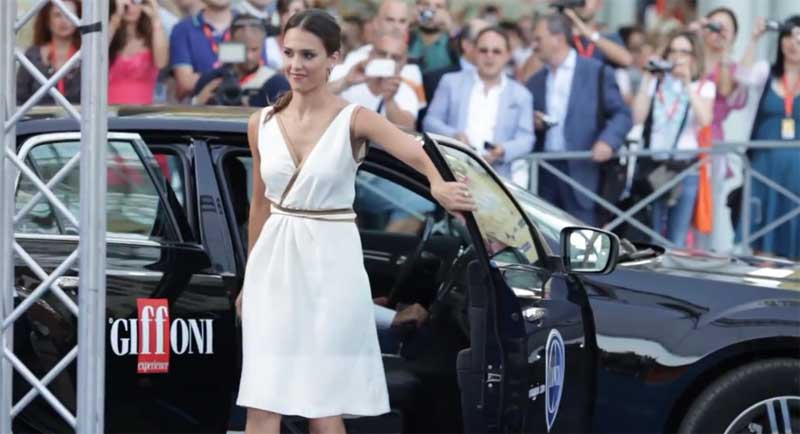 Jessica Alba arriva al Giffoni Film Festival 2012