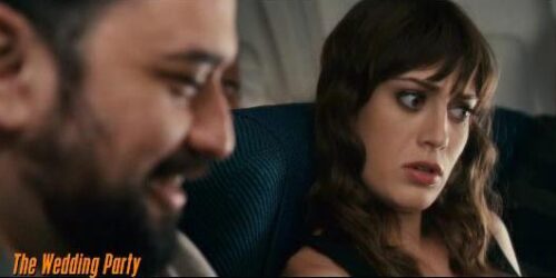 Clip Lizzy Caplan – The Wedding Party