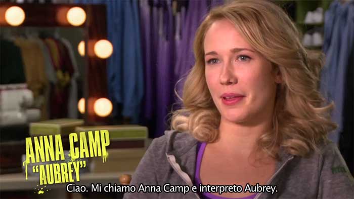 Featurette Anna Camp è Aubrey - Voices