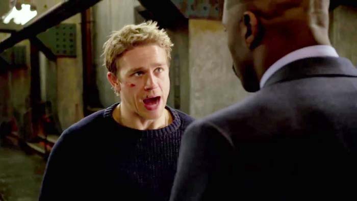 Clip Non osi mai più toccarmi - Pacific Rim