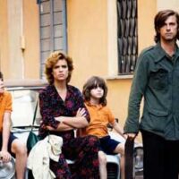 Anni felici, la recensione