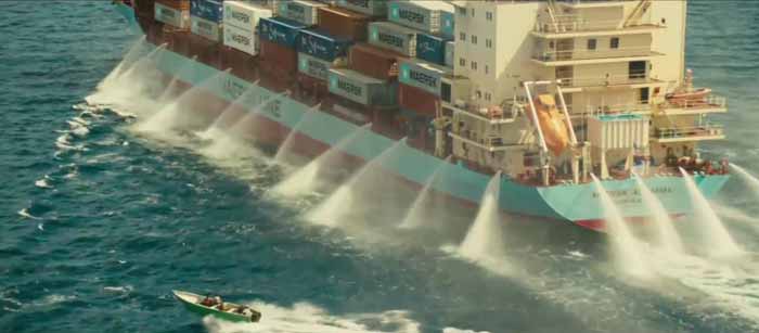 Clip Ultimo avvertimento - Captain Phillips - Attacco in mare aperto