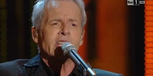 Sanremo 2014: Claudio Baglioni, l'esibizione