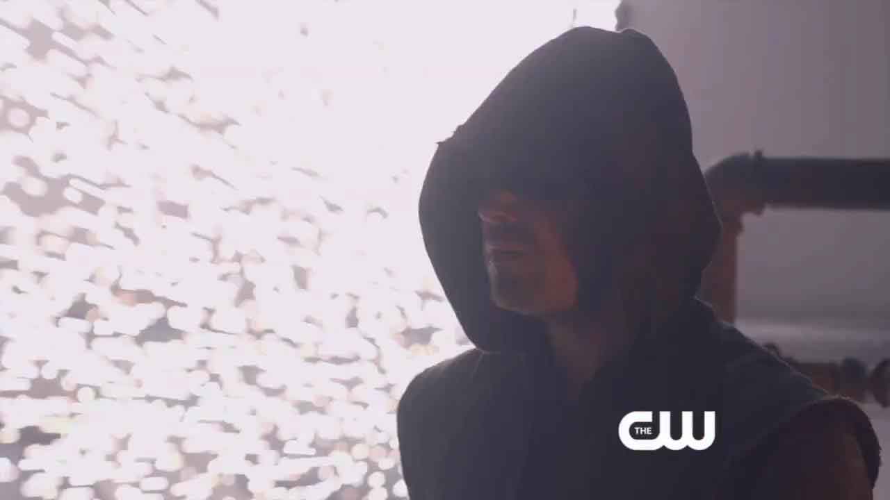 Clip Arrow 2x22 - Streets of Fire