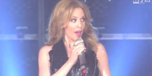 The Voice 2014, Live 1: Kylie Minogue esibizione