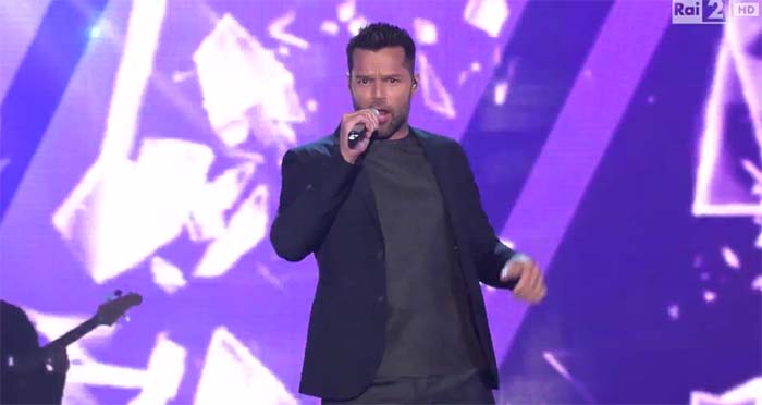 The Voice 2014, Live 4: Ricky Martin esibizione