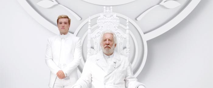 Teaser Trailer - The Hunger Games: Mockingjay (Part 1)