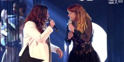 The Voice 2014, Finale: Noemi e Giorgia Pino cantano ‘Ain’t non mountain high enough’