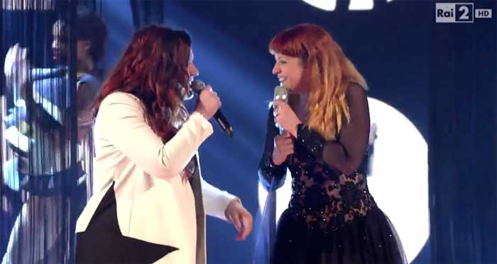 The Voice 2014, Finale: Noemi e Giorgia Pino cantano 'Ain't non mountain high enough'