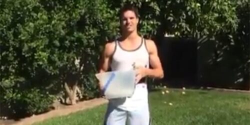 Ice Bucket Challenge: Robbie Amell