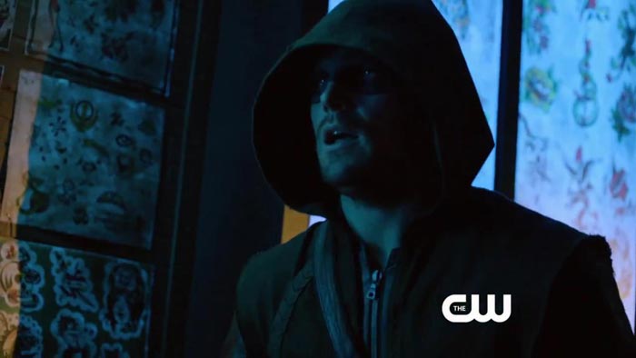 Arrow - 3x01 The Calm - Clip 2