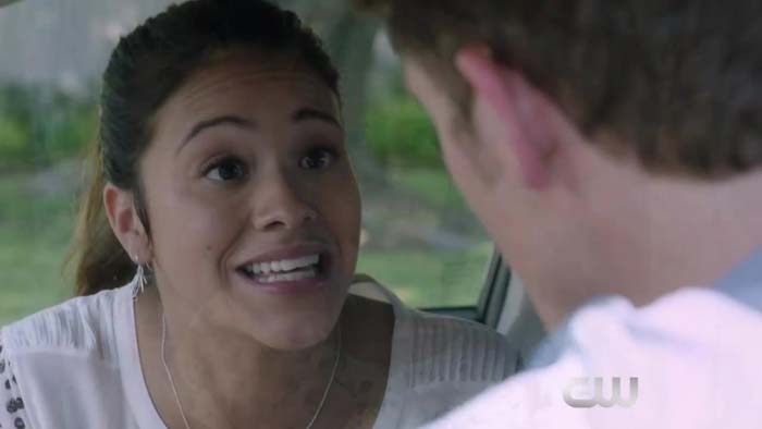 Jane The Virgin - 1x03 Chapter Three - Trailer