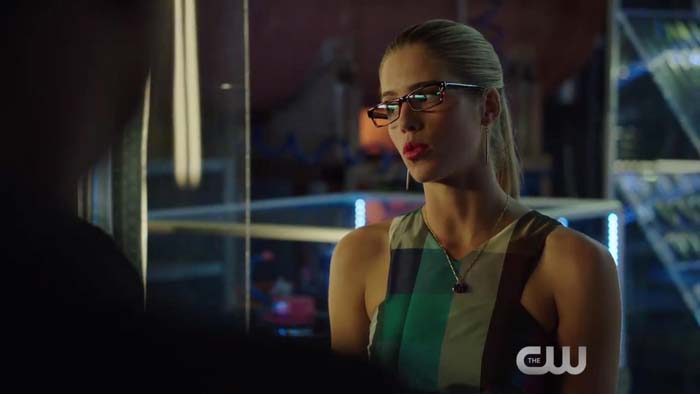 Arrow 3x03 Corto Maltese - Clip 1