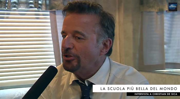 La scuola più bella del mondo - Intervista a Christian De Sica