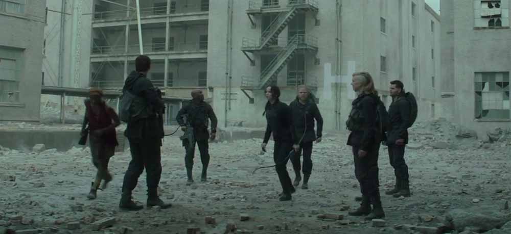 Clip Attacco aereo - Hunger Games: Il Canto della Rivolta - parte 1