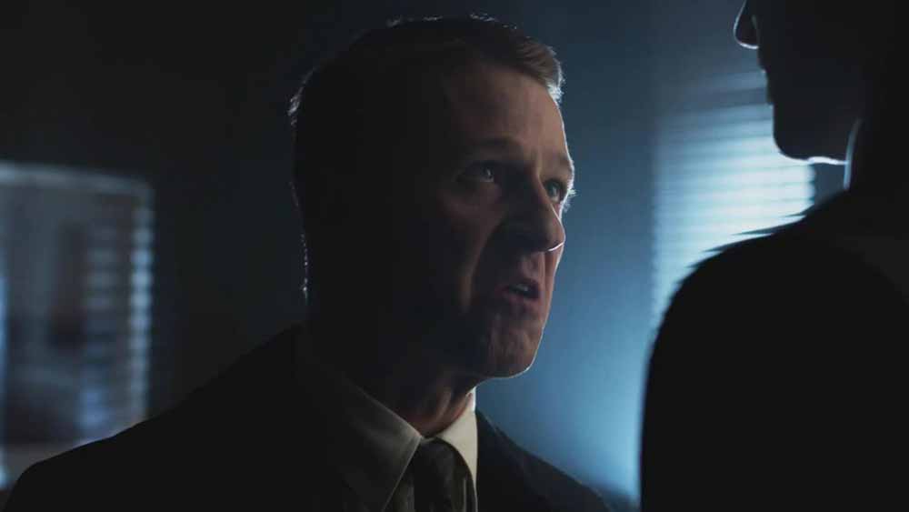 Gotham - 1x10 LoveCraft - Clip This Is A Panic Move