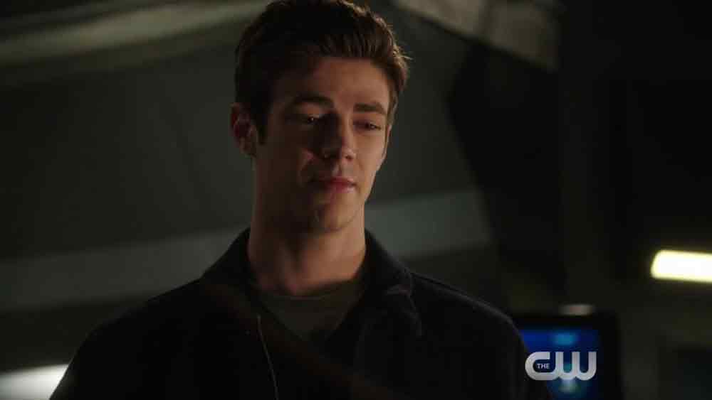 The Flash - 1x10 Revenge of the Rogues - Clip