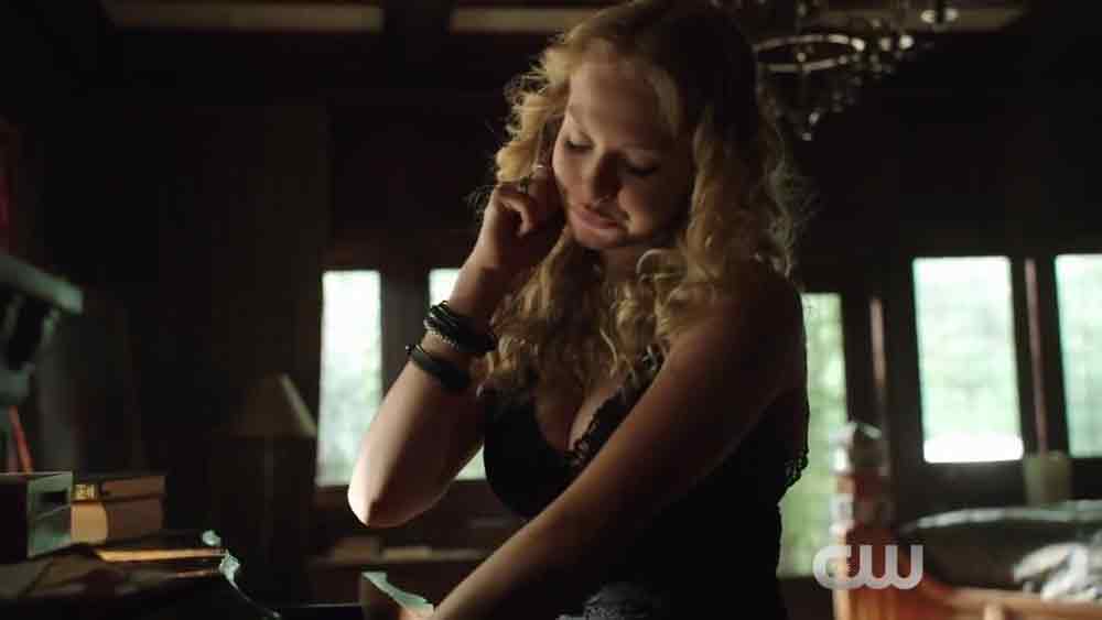 The Vampire Diaries - 6x11 Woke Up With a Monster - Clip