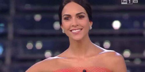 Sanremo 2015: Ingresso di Rocio Munoz Morales – 1a serata