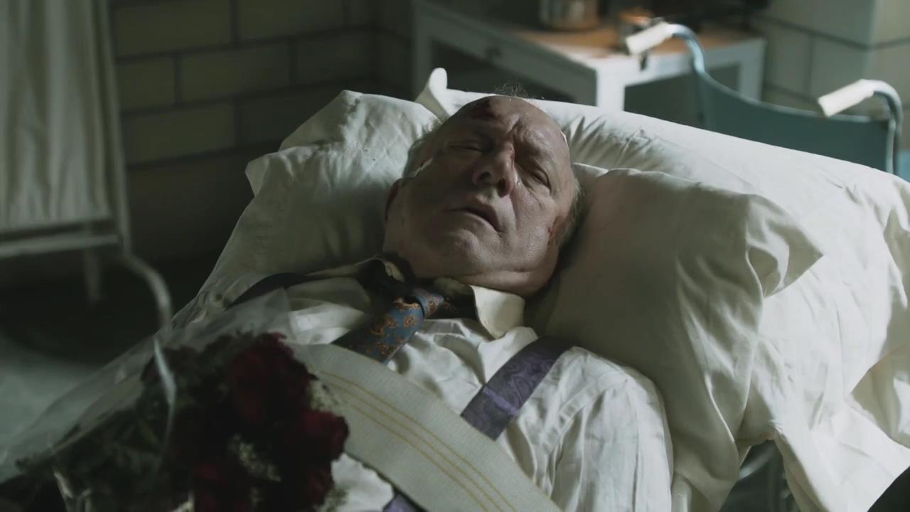 Gotham - 1x22 All Happy Families Are Alike - Clip 6