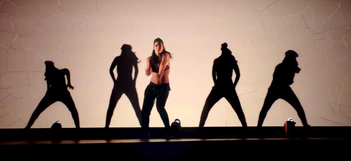 Breaking Dance - Clip Lo Showcase di Casey