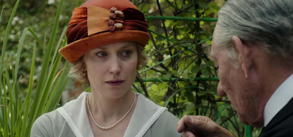 Mr. Holmes - Clip 1
