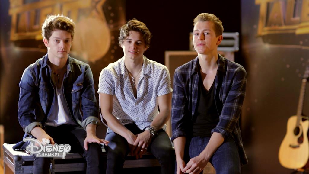 Alex and Co - I The Vamps sul set di Alex and Co