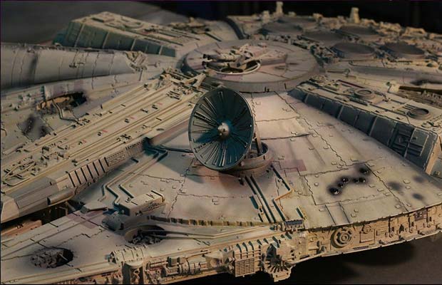 Foto Millennium Falcon di De Agostini Publishing