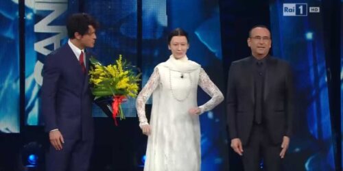 Sanremo 2016 – Fiori per Carla Fracci (Virginia Raffaele)