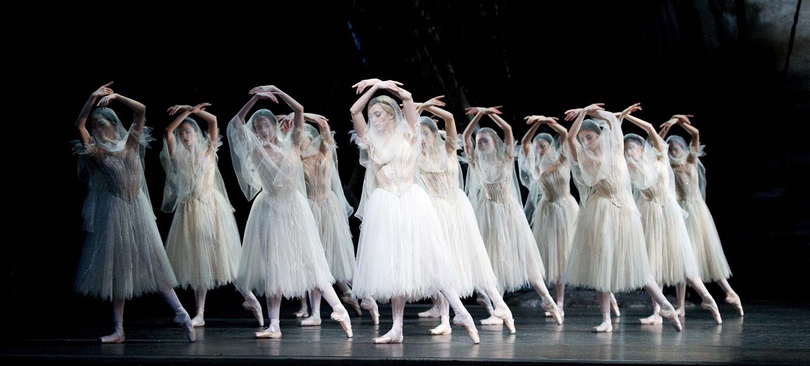 Giselle di Peter Wright dalla Royal Opera House