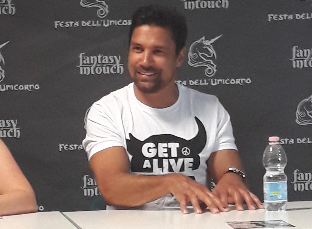 Manu Bennett: la conferenza stampa a Vinci