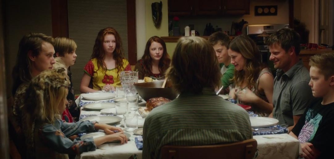 Captain Fantastic - Clip Dinner Stereo