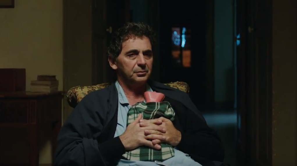 Clip Il sindaco dal film La vita in comune di Edoardo Winspeare
