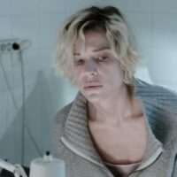 Una Famiglia, la recensione Una Famiglia, la recensione
