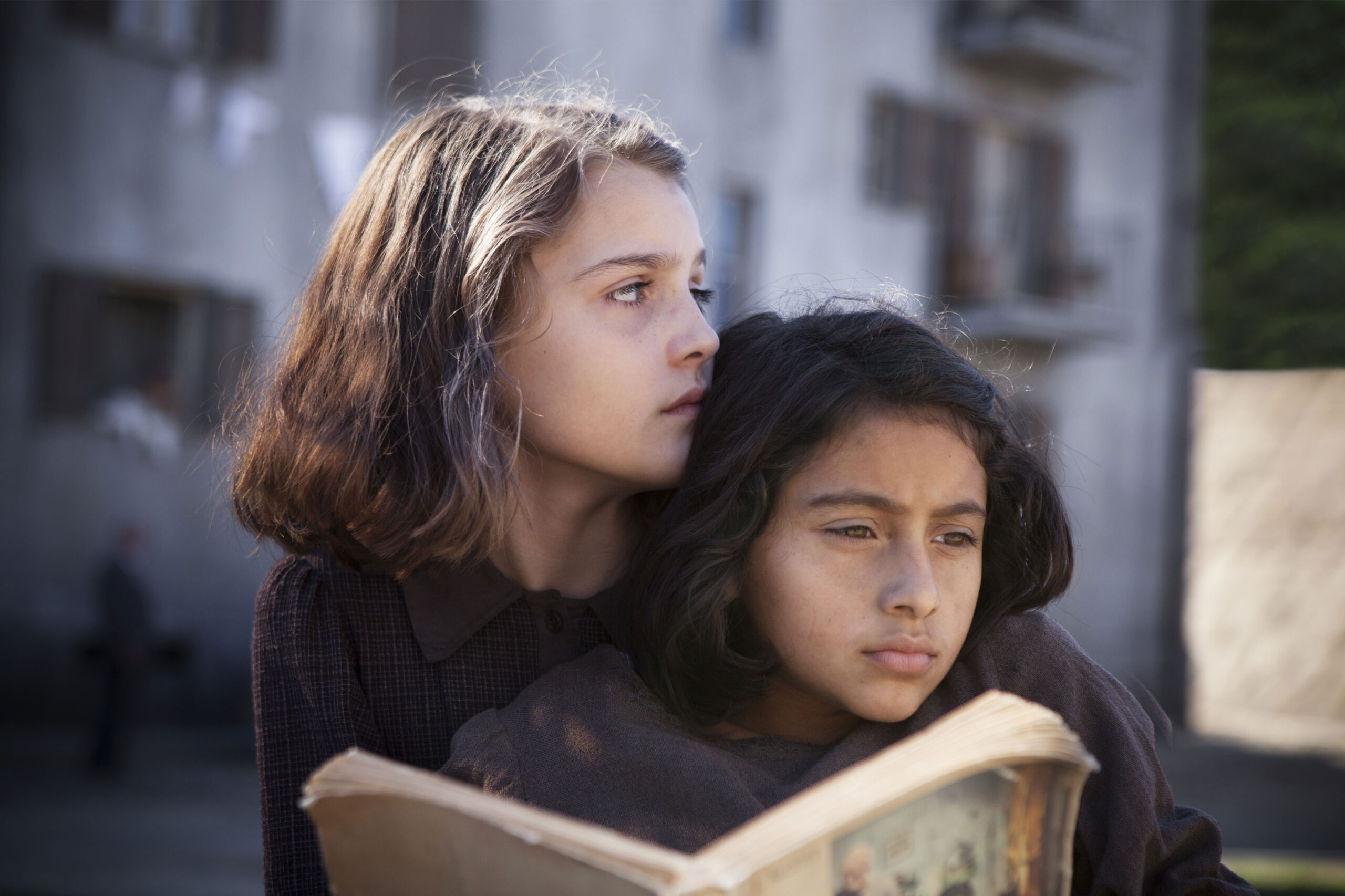 L'amica geniale - Elisa Del Genio e Ludovica Nasti [credit: foto di Eduardo Castaldo]