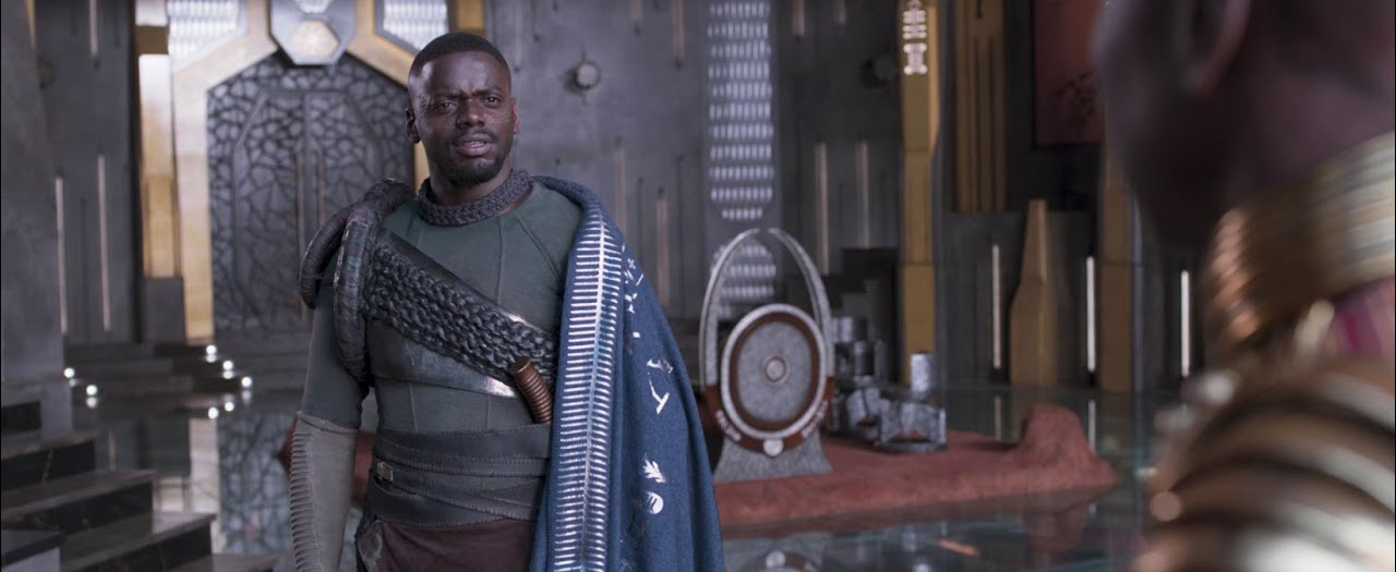 Black Panther - Okoye e W'Kabi discutono sul futuro del Wakanda (dai contenuti extra del Blu-ray)