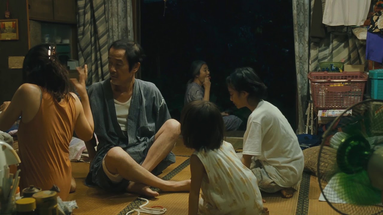 Clip Fuochi d'artificio dal film Un affare di famiglia di Hirokazu Koreeda