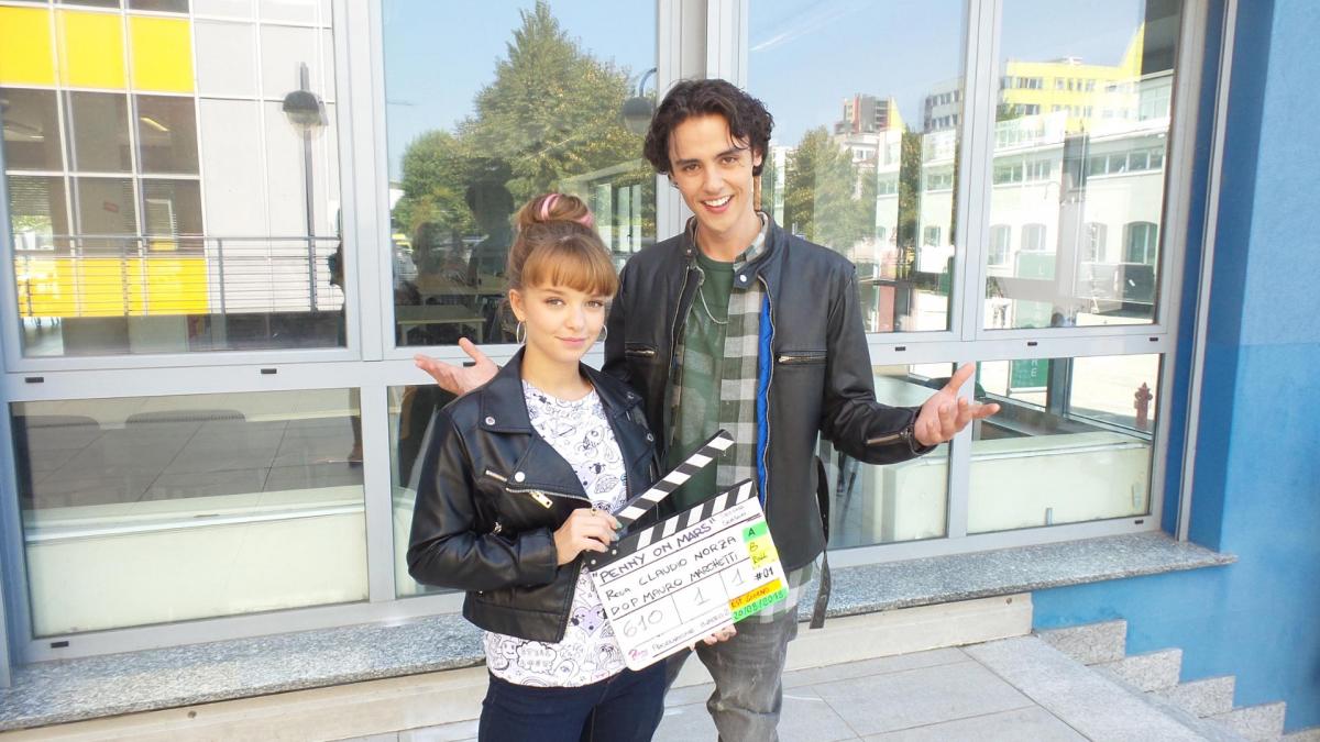 foto del primo ciak di Penny On M.A.R.S. 2. [credit: Disney Italia]