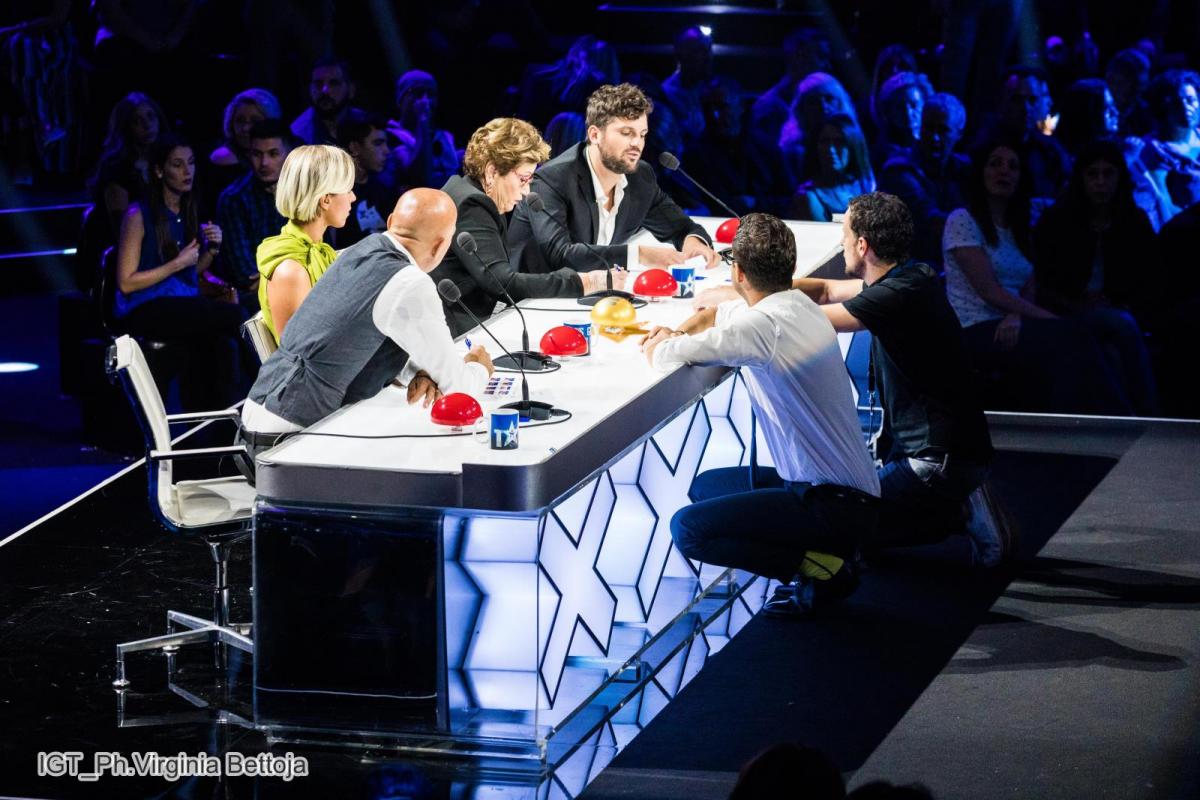 Italia's got Talent 2019 su TV8 e Sky Uno Federica Pellegrini e Mara Maionchi nuovi giudici con Claudio Bisio e Frank Matano