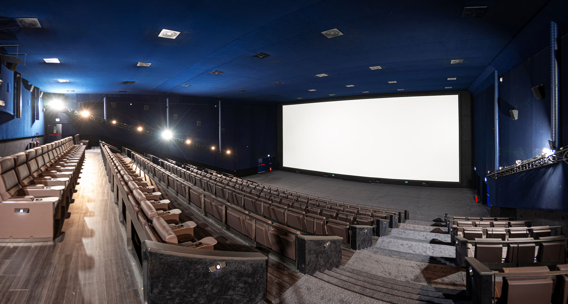 Notorious Cinemas - The Experience