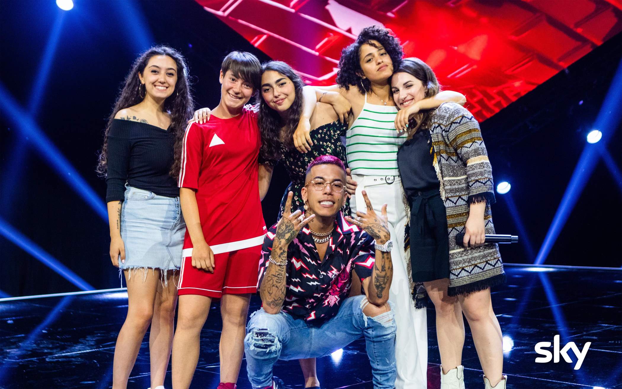 XF13 - Under Donne di Sfera  [credit: Ufficio Stampa Sky]