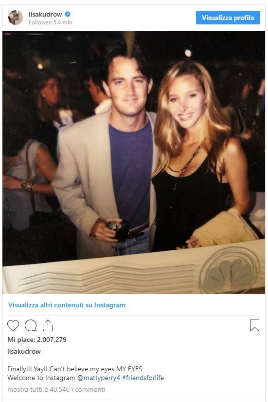 Lisa Kudrow da il benvenuto a Matthew Perry su Instagram