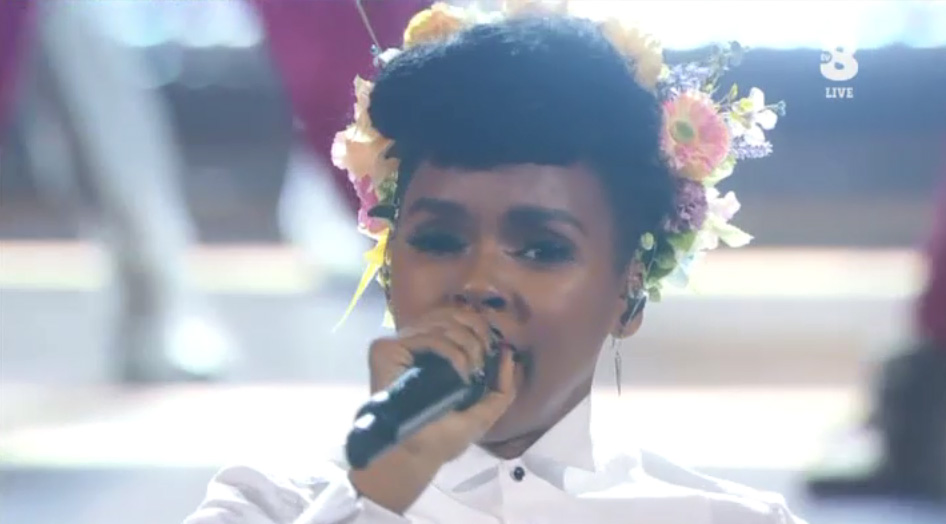 Janelle Monáe apre la 92a edizione degli Academy Awards con una performance di musica e ballo.