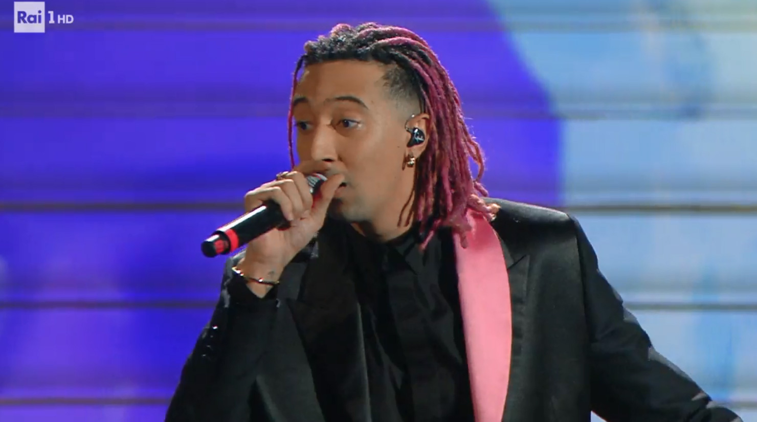 Ghali nella Quarta Serata di Sanremo 2020