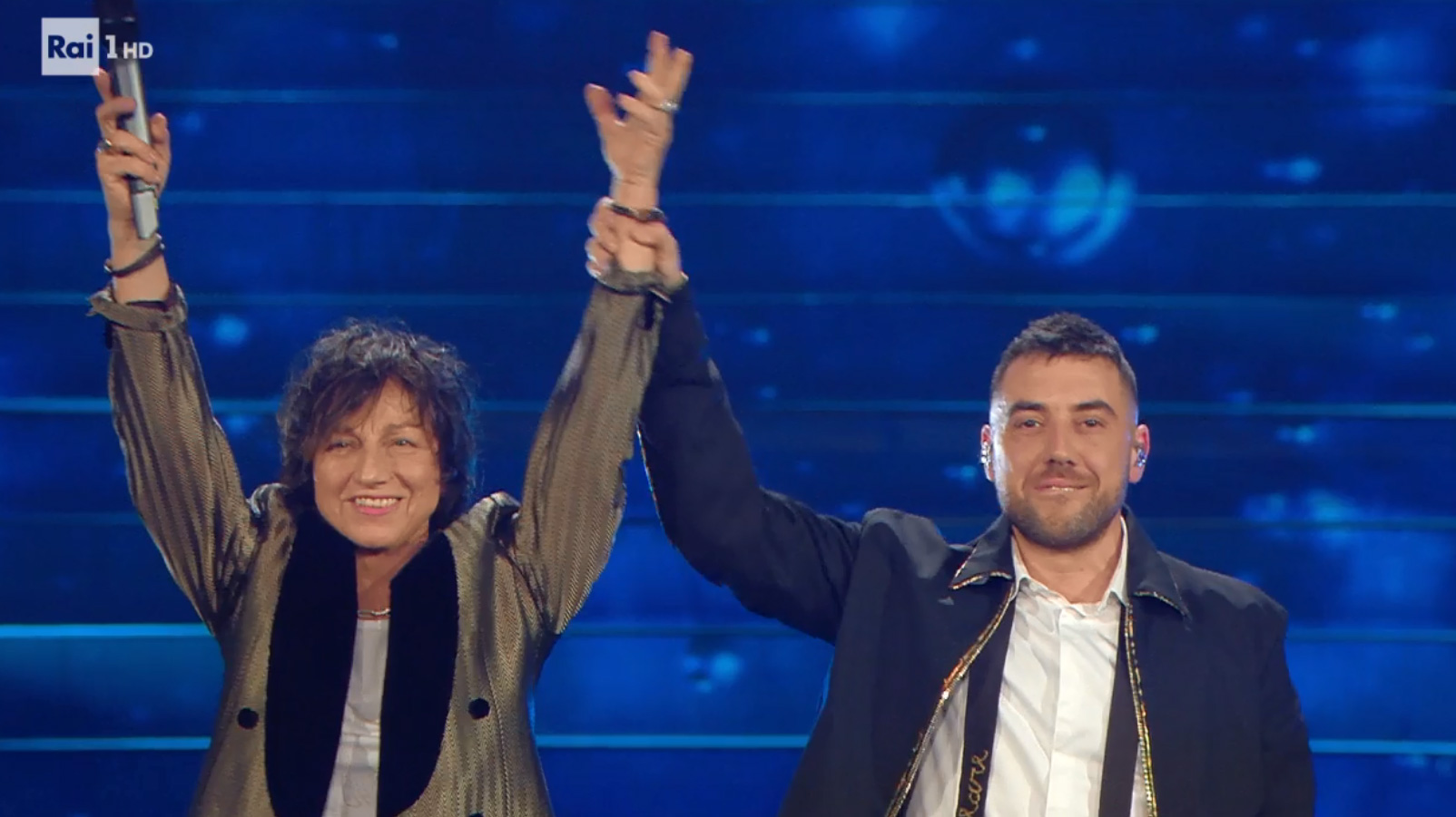 Gianna Nannini con Coez cantano 'Motivo' nella Quarta Serata di Sanremo 2020