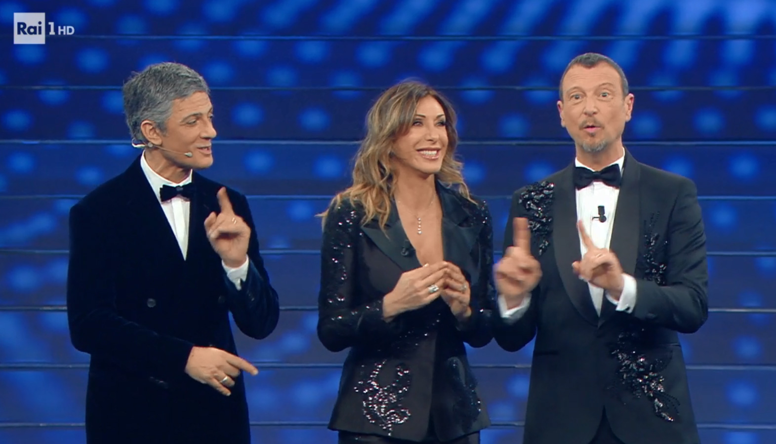 Amadeus, Fiorello e Sabrina Salerno nella finale di Sanremo 2020